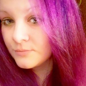 Meet your Posher, Brittney